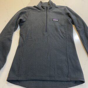 Patagonia Quarter Zip